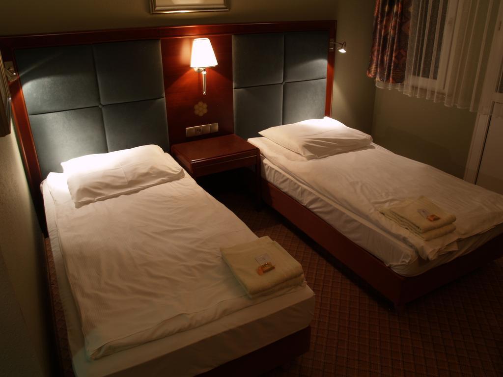 Zajazd Bartnik Hajnówka Kamer foto